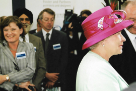 Marion Werwoll beim Empfang mit Queen Elizabeth II.©Dr. Rainer Seider Marion Werwoll beim Empfang mit Queen Elizabeth II.©Dr. Rainer Seider